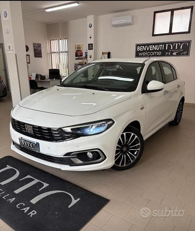 Usata 2023 Fiat Tipo Berlina | 13.000 € (Super prezzo) - Immagine 1/4