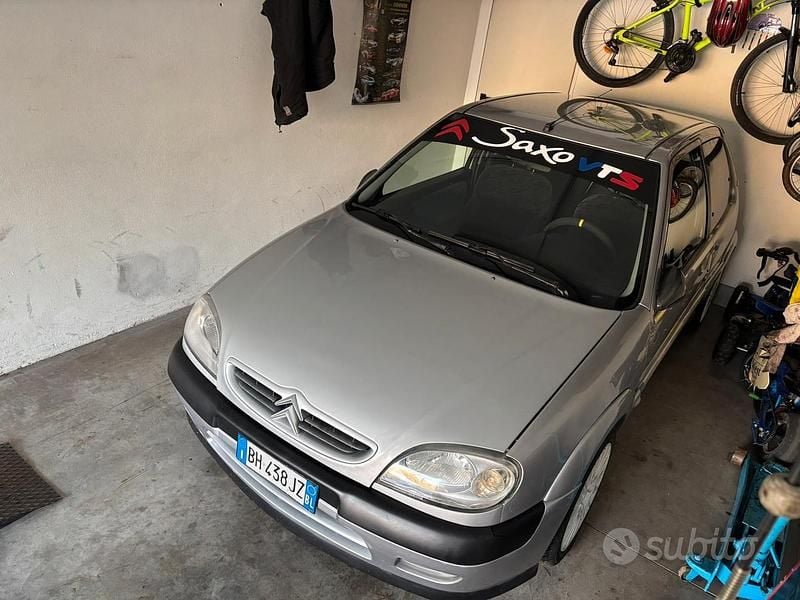 Usata Citroën Saxo 118 CV (86 kW) 2000 Grigio Utilitaria