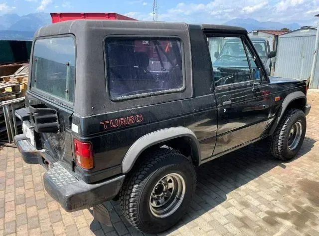 Usata Mitsubishi Pajero 84 CV (61 kW) 1988 Nero SUV