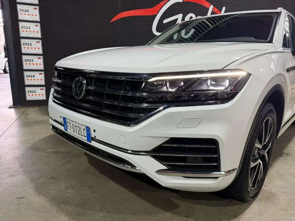 Usado VW Touareg Advance 231 HP (169 kW) 2018 Branco SUV