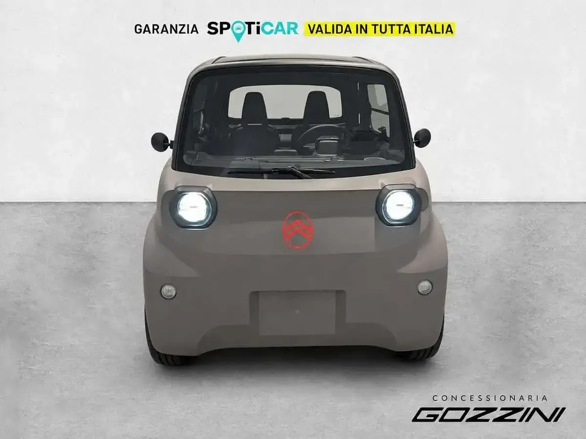 Nuova Citroën AMI 2026 Grigio Berlina