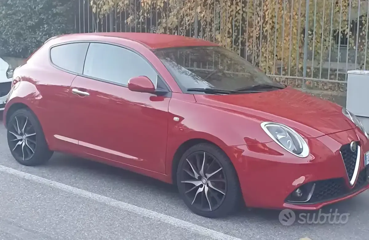Usata Alfa Romeo MiTo 95 CV (69 kW) 2017 Rosso Utilitaria