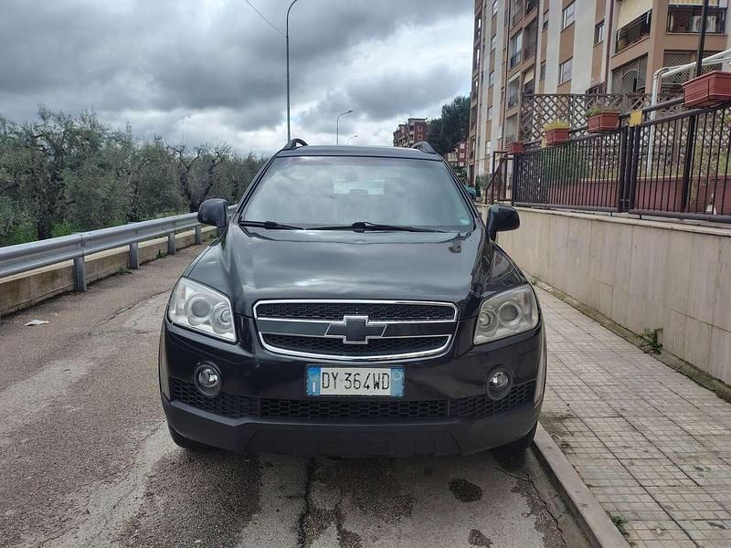 Usata Chevrolet Captiva 126 CV (92 kW) 2009 Nero SUV