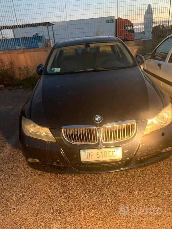 Usata BMW 320 2006 Blu Berlina
