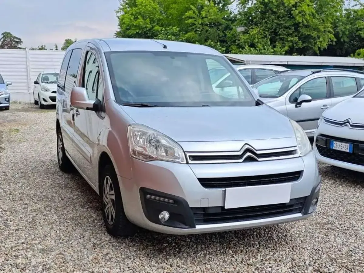 Usata Citroën Berlingo 99 CV (72 kW) 2017 Grigio Monovolume
