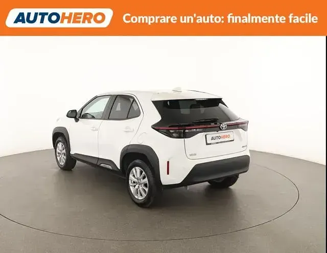 Usata Toyota Yaris Cross Business Edition 116 CV (85 kW) 2023 Bianco SUV