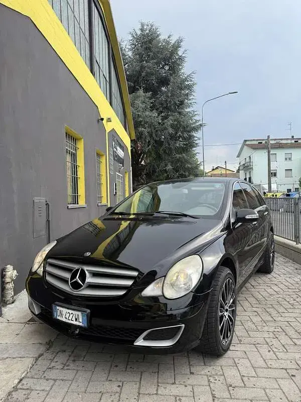 Usata Mercedes R320 224 CV (164 kW) 2008 Station wagon