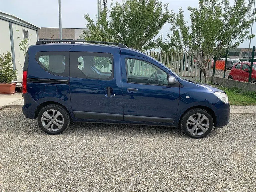 Usata Dacia Dokker Lauréate 90 CV (66 kW) 2015 Bluazzurro Monovolume