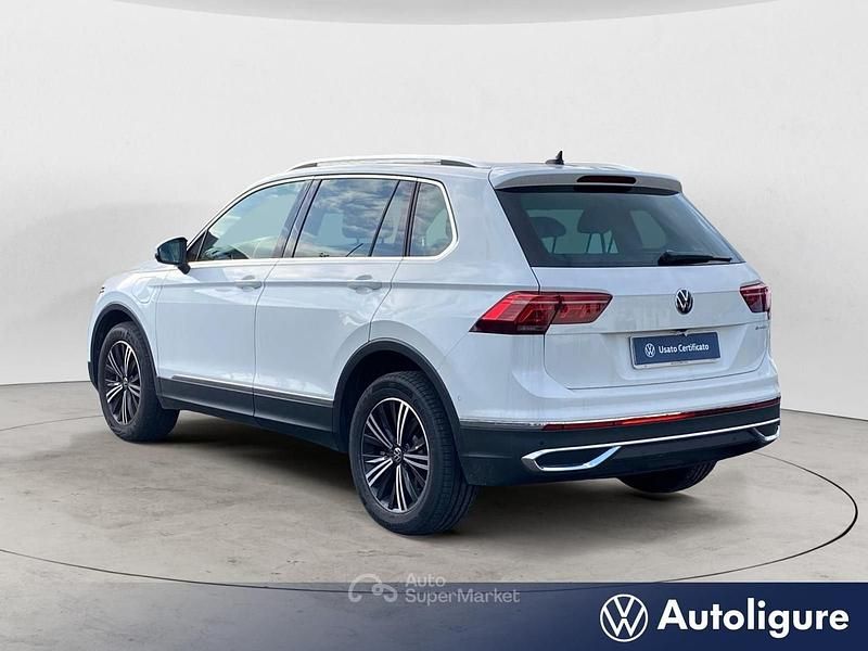 Usata VW Tiguan Elegance 245 CV (180 kW) 2023 Bianco SUV