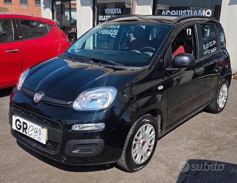 Usata Fiat Panda Pop 69 CV (50 kW) 2015 Nero Utilitaria