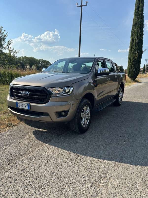 Marrone Usata 2021 Ford Ranger XLT Pick-up | 18.500 € (Ottimo prezzo) - Immagine 1/4