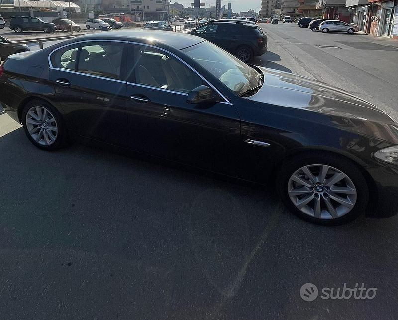 Usata BMW 530 2010 Nero Berlina