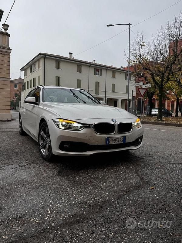 Usata BMW 318 150 CV (110 kW) 2019 Bianco Berlina