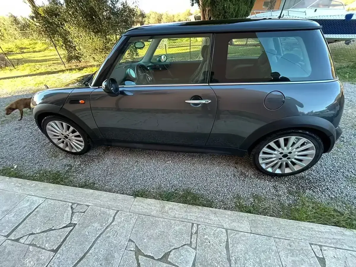Usata Mini One D 75 CV (55 kW) 2004 Grigio Utilitaria