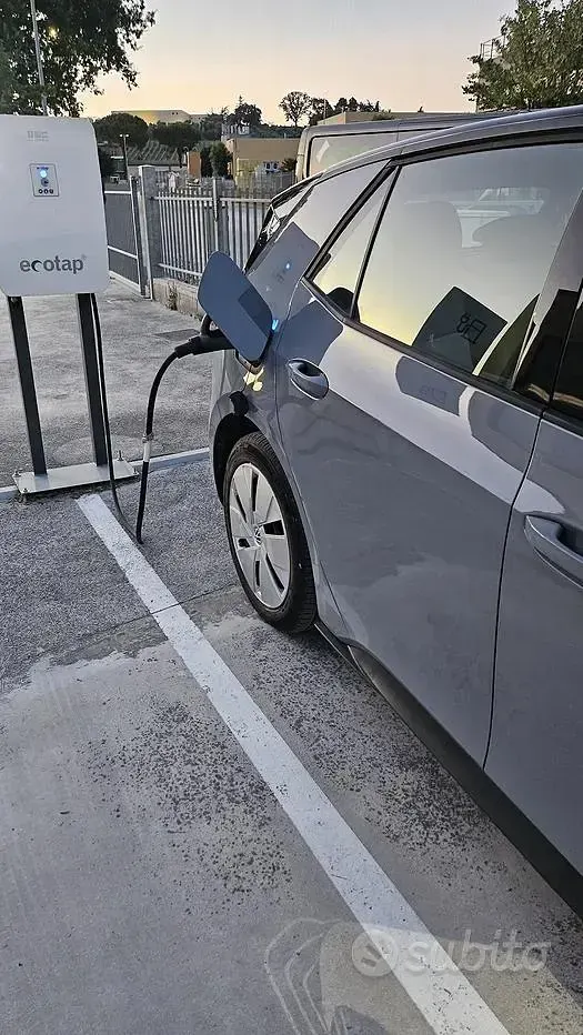 Usata VW ID.3 Pro 58 kW (79 CV) 2022 Grigio Utilitaria