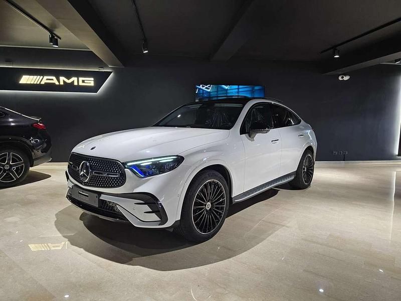 Usata Mercedes GLC300e Advanced Plus 269 CV (197 kW) 2025 Bianco Coupé