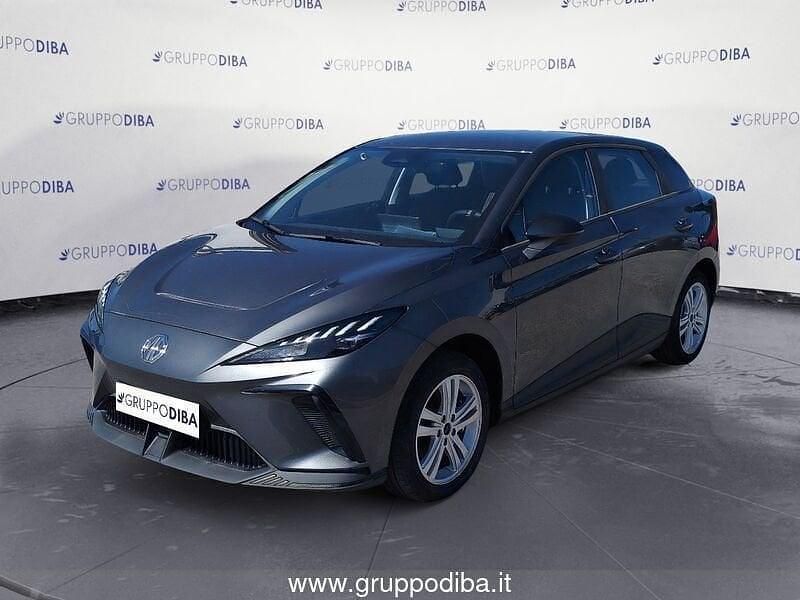 Grigio Nuova 2025 MG MG4 EV Due volumi | 21.800 € (Cara) - Immagine 1/4