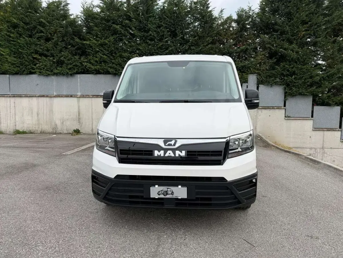 Usata MAN TGE 140 CV (102 kW) 2020 Bianco Furgone