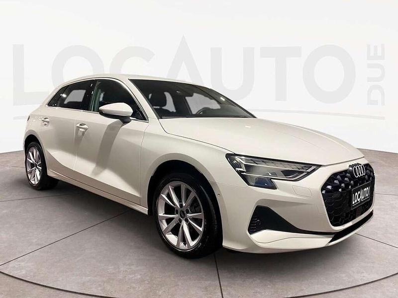 Usata Audi A3 Advanced 116 CV (85 kW) 2024 Bianco Berlina