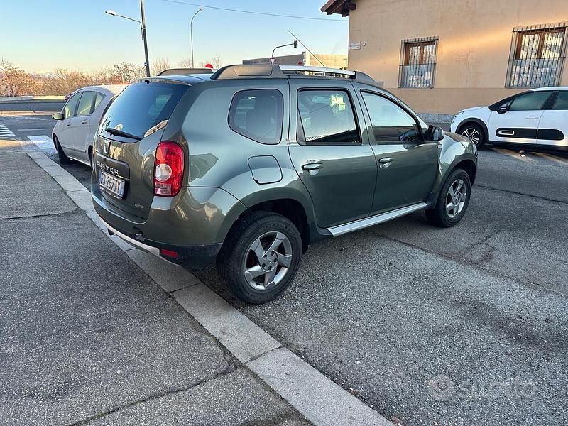 Usata Dacia Duster Lauréate 110 CV (80 kW) 2013 Verde Station wagon