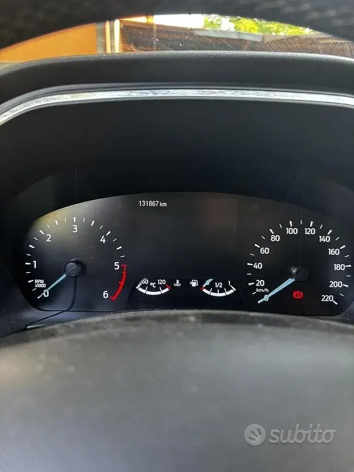 Usata Ford Kuga Titanium 120 CV (88 kW) 2020 Nero SUV