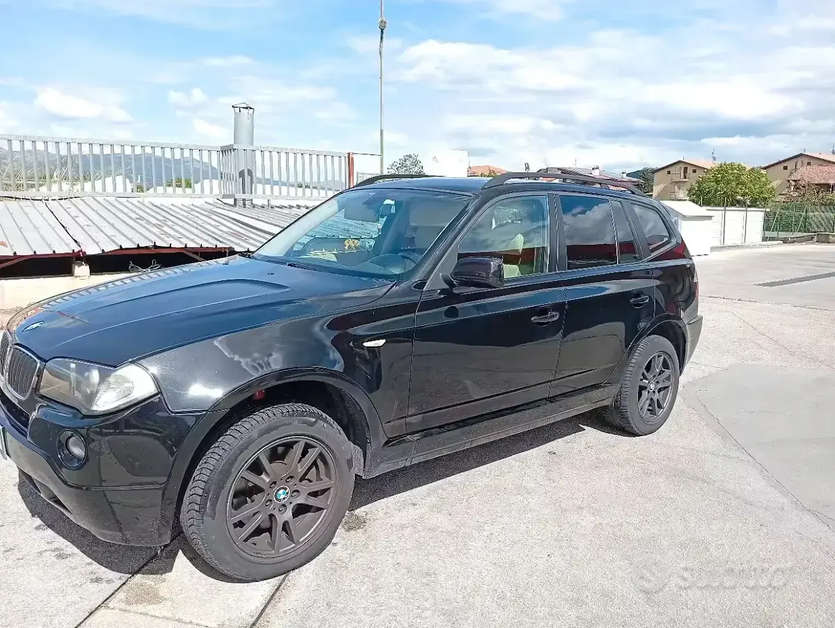 Usata BMW X3 150 CV (110 kW) 2005 Nero SUV