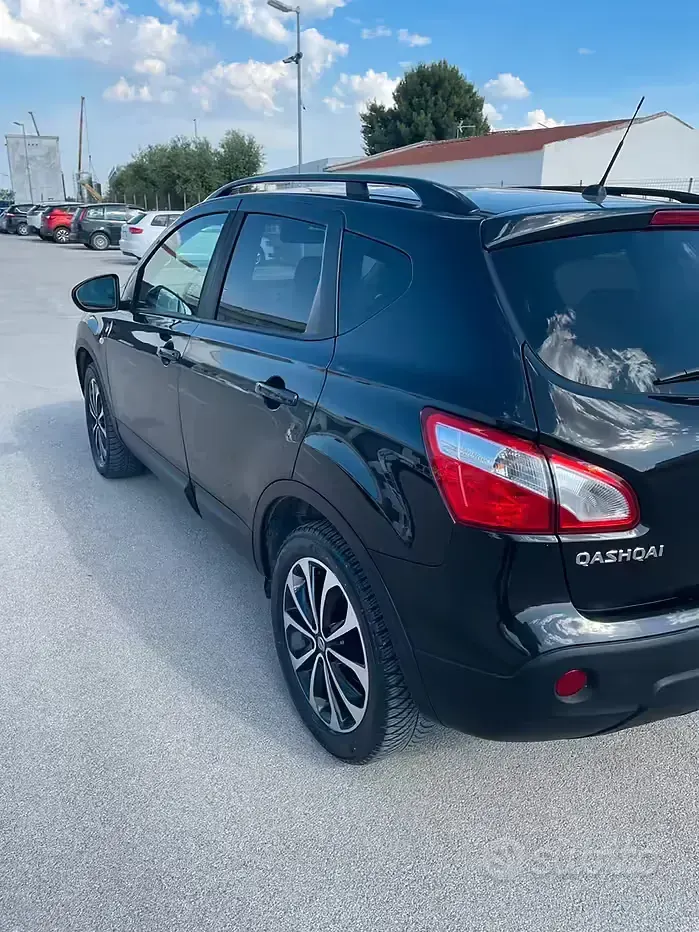 Usata Nissan Qashqai 110 CV (80 kW) 2013 Nero SUV
