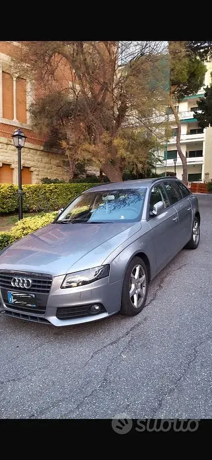 Usata Audi A4 120 CV (88 kW) 2011 Grigio Station wagon