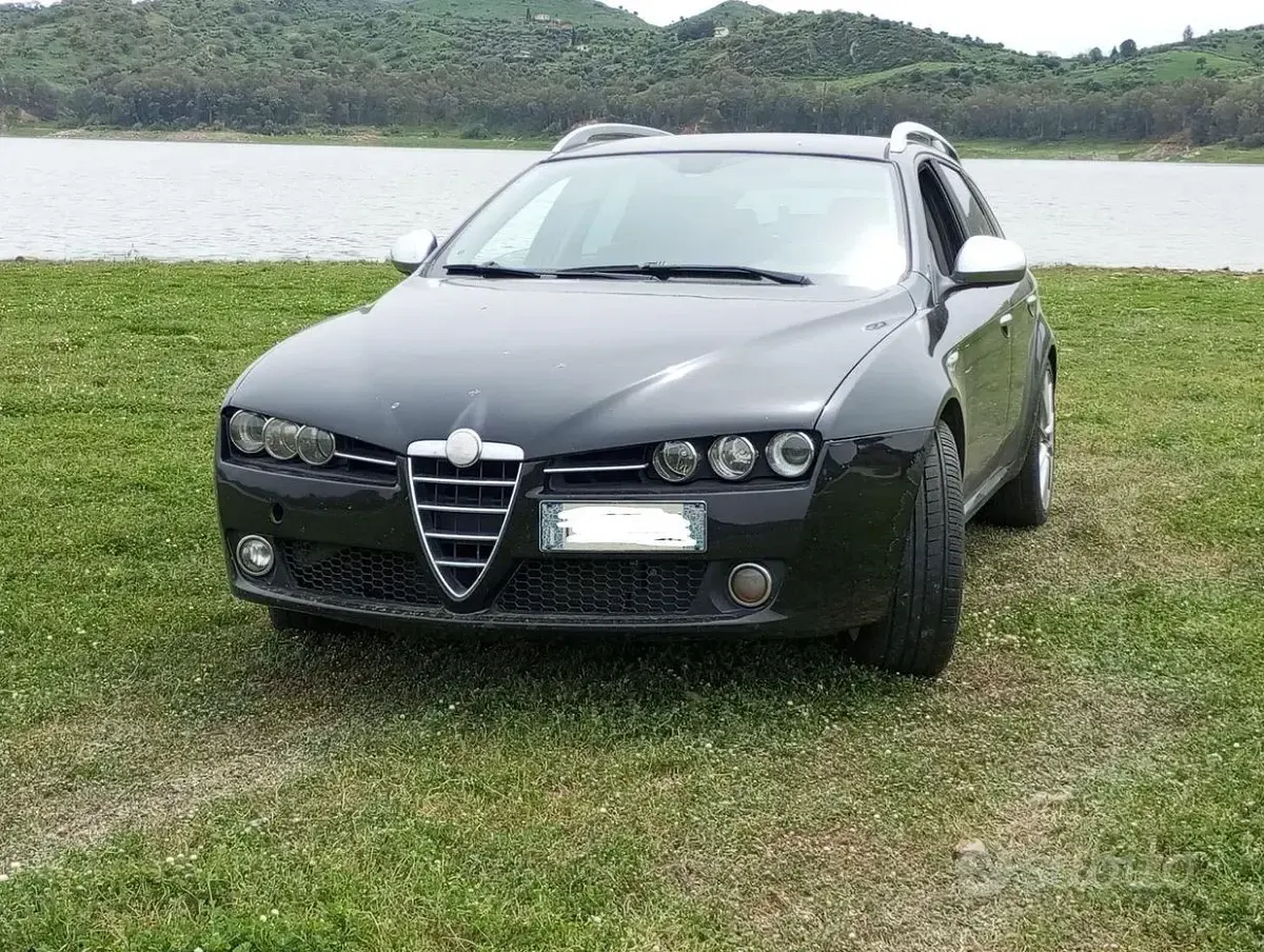 Usata Alfa Romeo 159 Distinctive 150 CV (110 kW) 2007 Nero Station wagon
