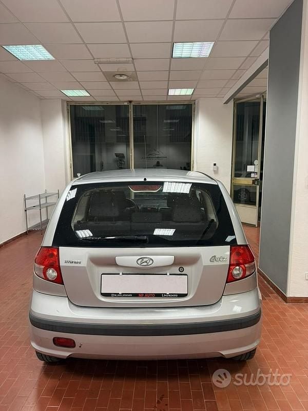 Usata Hyundai Getz 63 CV (46 kW) 2004 Grigio Utilitaria