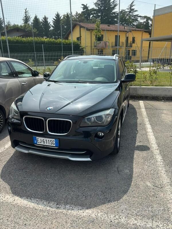 Usata BMW X1 143 CV (105 kW) 2011 Nero SUV