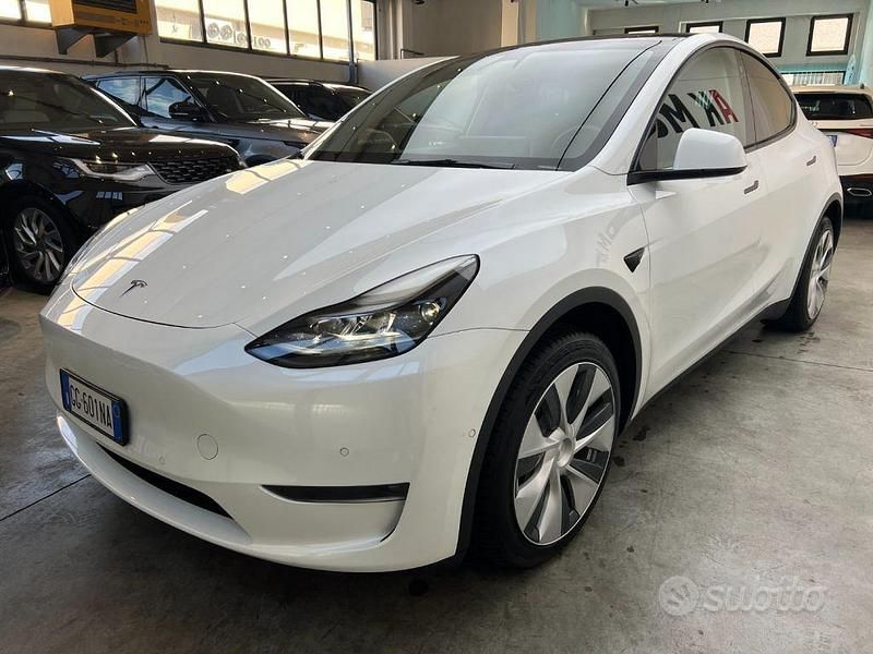 Usata Tesla Model Y 378 kW (514 CV) 2021 Bianco SUV