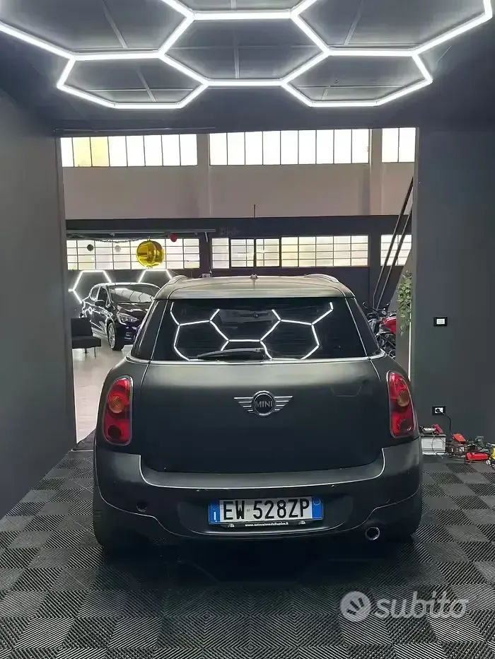Usata Mini Cooper Countryman 111 CV (81 kW) 2015 Nero SUV