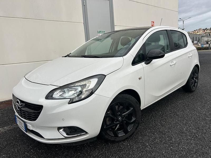Usata Opel Corsa 74 CV (54 kW) 2018 Bianco Utilitaria
