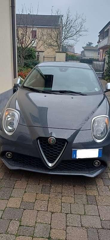Usata Alfa Romeo MiTo Super 95 CV (69 kW) 2018 Grigio Utilitaria