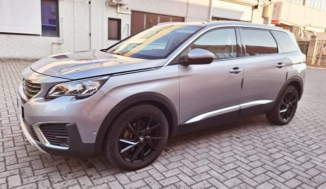 Usata Peugeot 5008 Allure 131 CV (96 kW) 2018 Grigio Monovolume