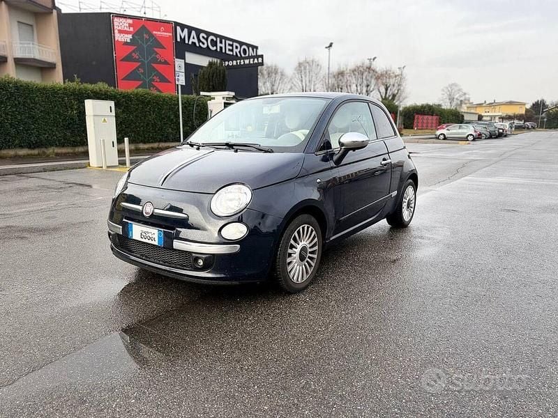 Grigio Usata 2012 Fiat 500 Lounge Tre volumi | 3990 € (Super prezzo) - Immagine 1/4