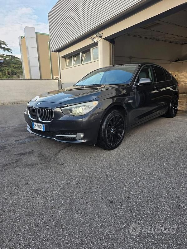 Grigio Usata 2010 BMW 530 Gran Turismo Comfort Edition SUV | 6750 € - Immagine 1/4