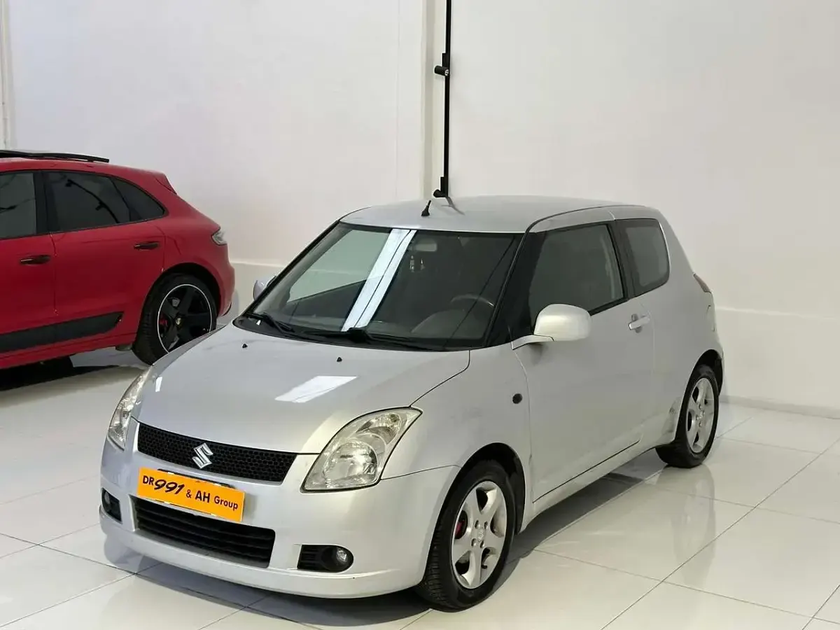Usata Suzuki Swift GL 69 CV (50 kW) 2007 Argento Utilitaria