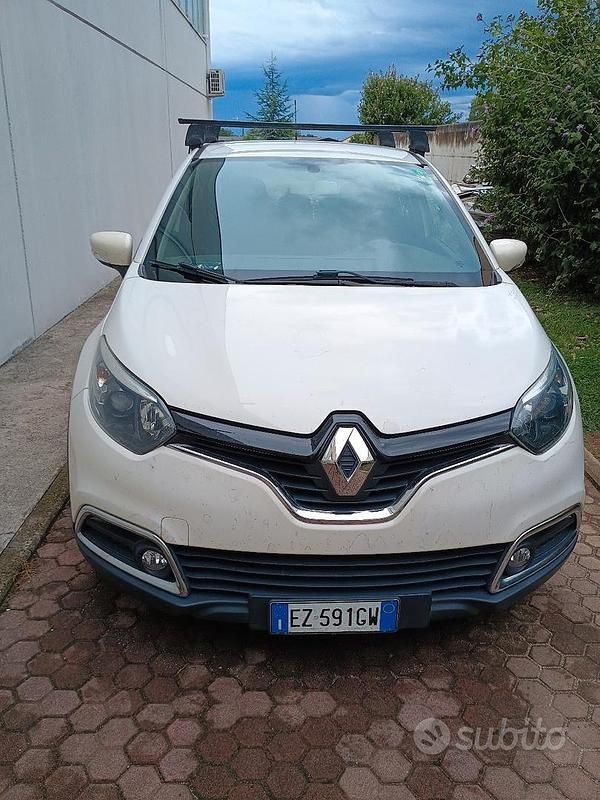 Usata Renault Captur 90 CV (66 kW) 2015 Bianco SUV