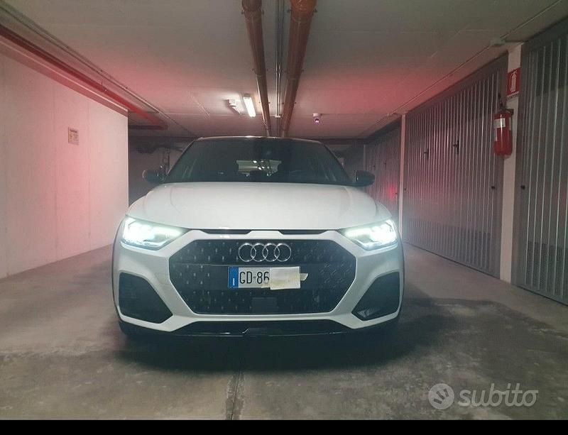 Bianco Usata 2021 Audi A1 Due volumi | 26.000 € (Cara) - Immagine 1/4