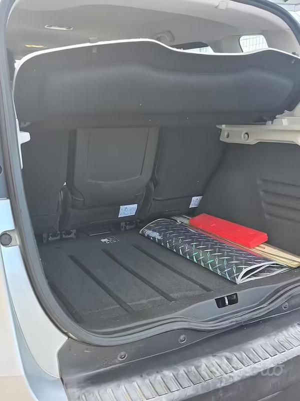 Usata Renault Scénic III XMOD 110 CV (80 kW) 2010 Monovolume