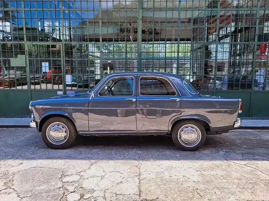 Usata Alfa Romeo Giulietta Ti 65 CV (47 kW) 1960 Grigio Berlina