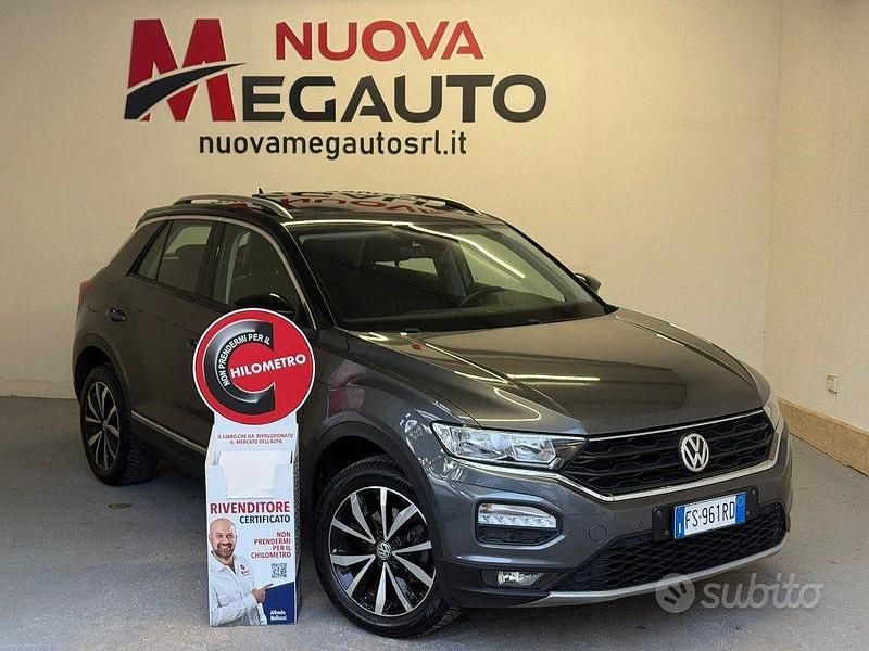 Usata VW T-Roc Style 116 CV (85 kW) 2018 Grigio SUV