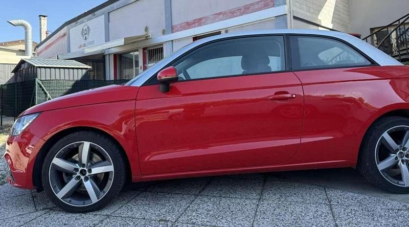 Usata Audi A1 Ambition 122 CV (89 kW) 2010 Rosso Utilitaria