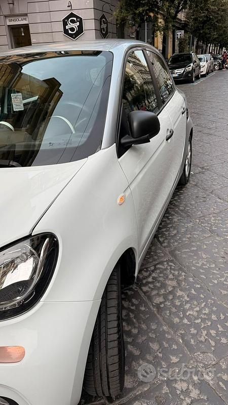 Usata Smart ForFour 61 CV (44 kW) 2017 Bianco Utilitaria