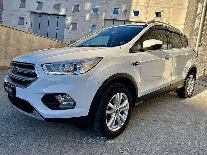 Usata Ford Kuga Business Edition 120 CV (88 kW) 2020 Bianco SUV