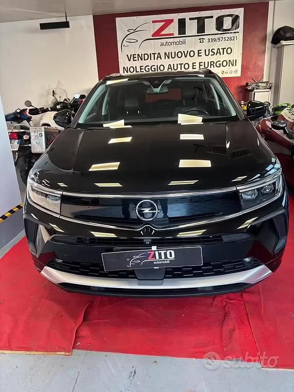 Usata Opel Grandland X Ultimate 131 CV (96 kW) 2022 Nero SUV