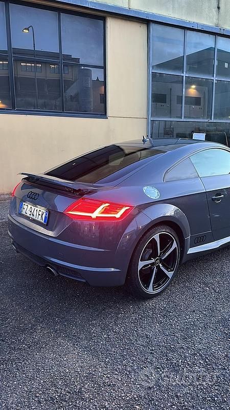 Usata Audi TT 180 CV (132 kW) 2016 Grigio Coupé