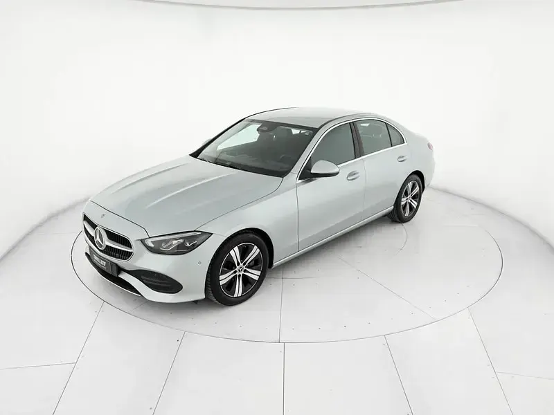 Usata Mercedes 200 Advanced 163 CV (119 kW) 2025 Argento Berlina